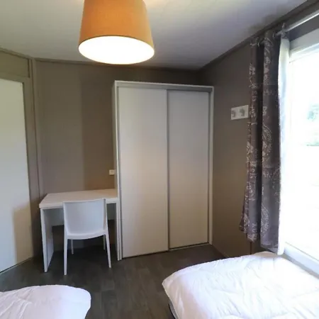 Chalet Moderne Au Bord De L'eau Avec Terrasse, Proche Activites Et Commerces - Fr-1-742-342 Ferienhaus